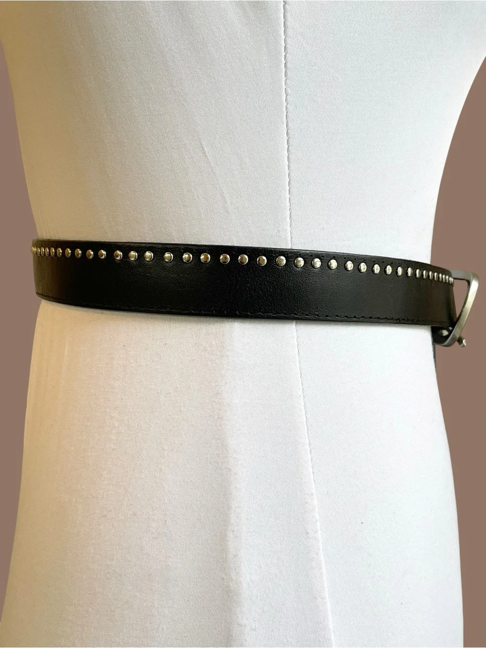 Black Studded Leather Belt 90s Size M/L